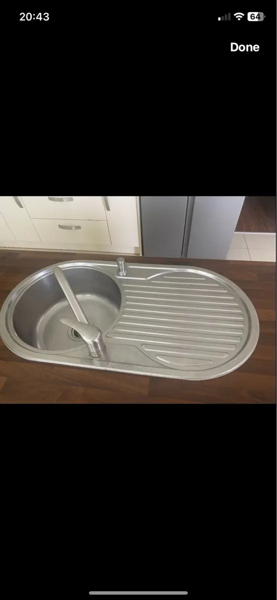 Kitchen sink - Image 1