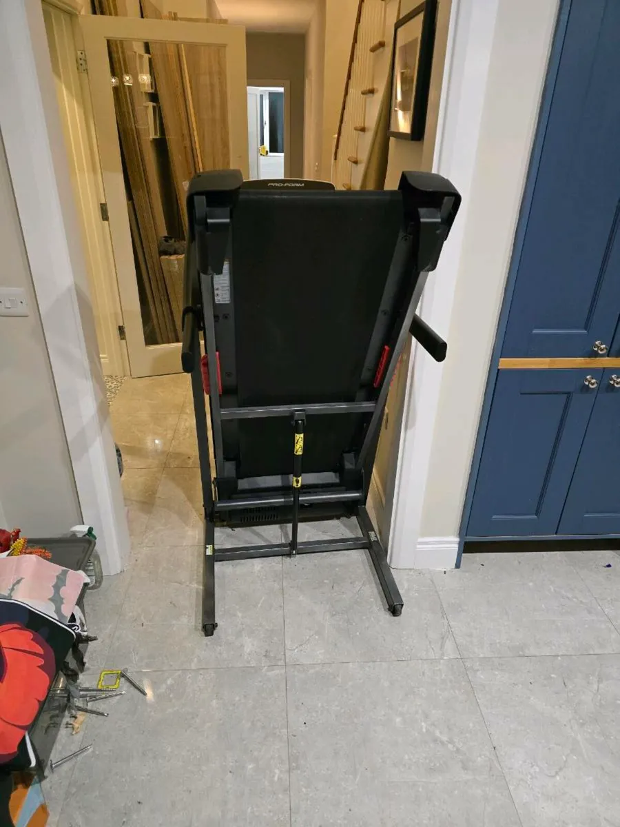 Treadmill - Image 2
