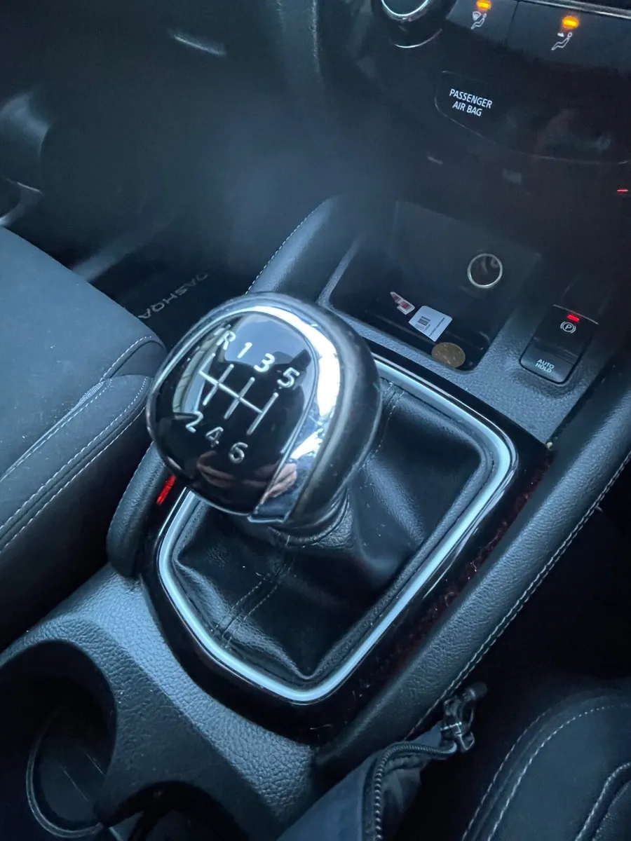 Nissan Qashqai 2018 - Image 2