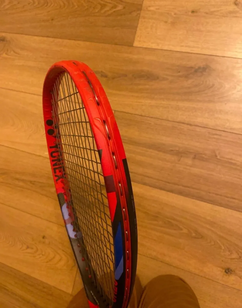 Yonex VCore 100 300g Grip 2 Racket - Image 4