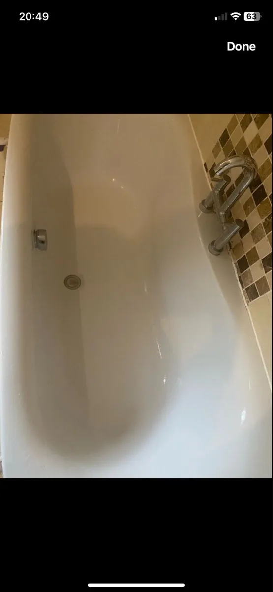 Cooke and Lewis Bath - Image 2