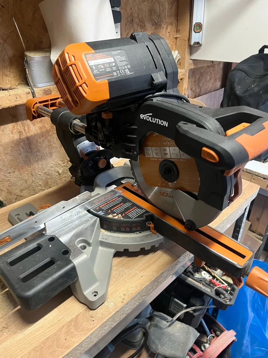 Mitre saw - Image 1