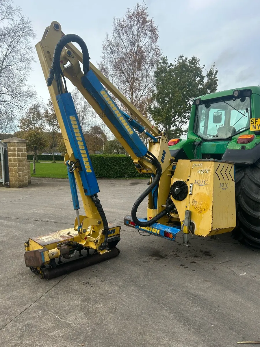 Port agri 5.5m hedge cutter - Image 1