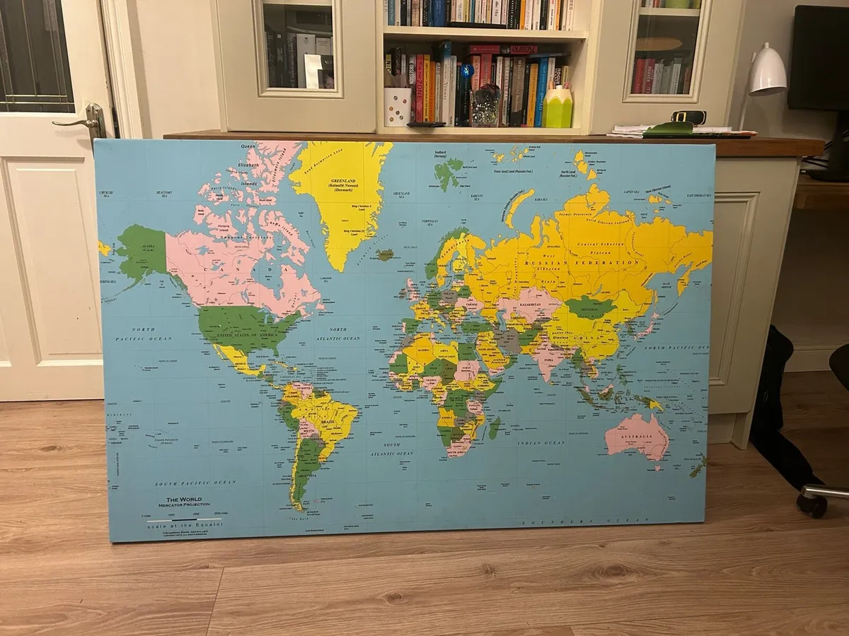 Canvas Map of the World - Image 1