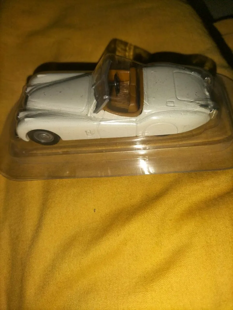 RARE CORGI JAGUAR.. XK . 120...DIE.CAST