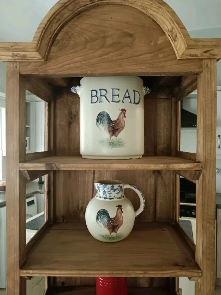 Rustic kitchen dresser - Image 1