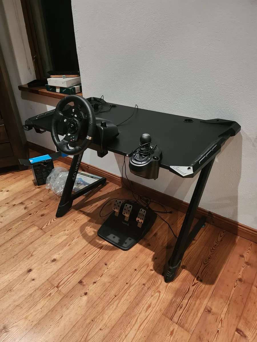 Gaming equipment - Image 1