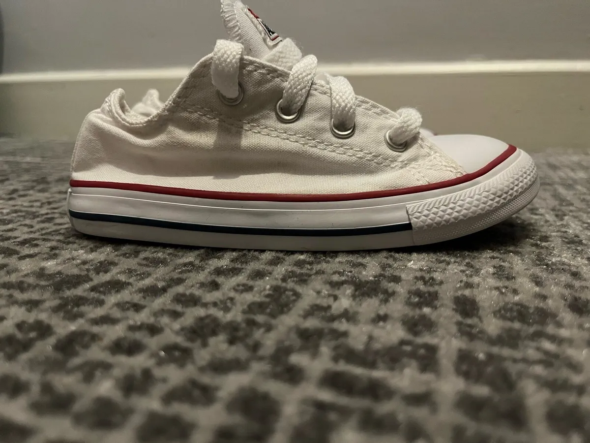 Converse all star shoes - Image 2