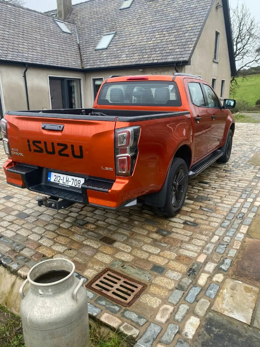 2021 Isuzu D-Max LX Double Cab Pickup - Image 4