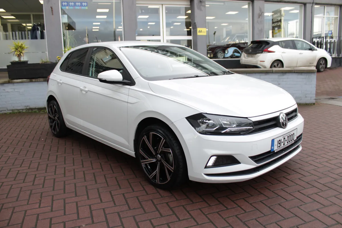 1.0TSI COMFORTLINE 5DR HATCHBACK AUTO // IMMACUALT - Image 1