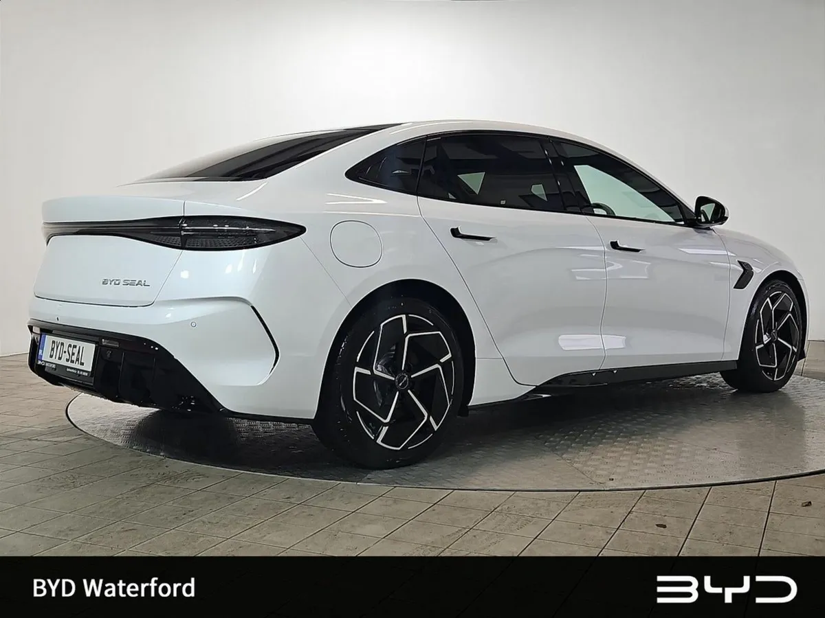 BYD SEAL **Finance Rates from 3.5%** Order Now for - Image 4