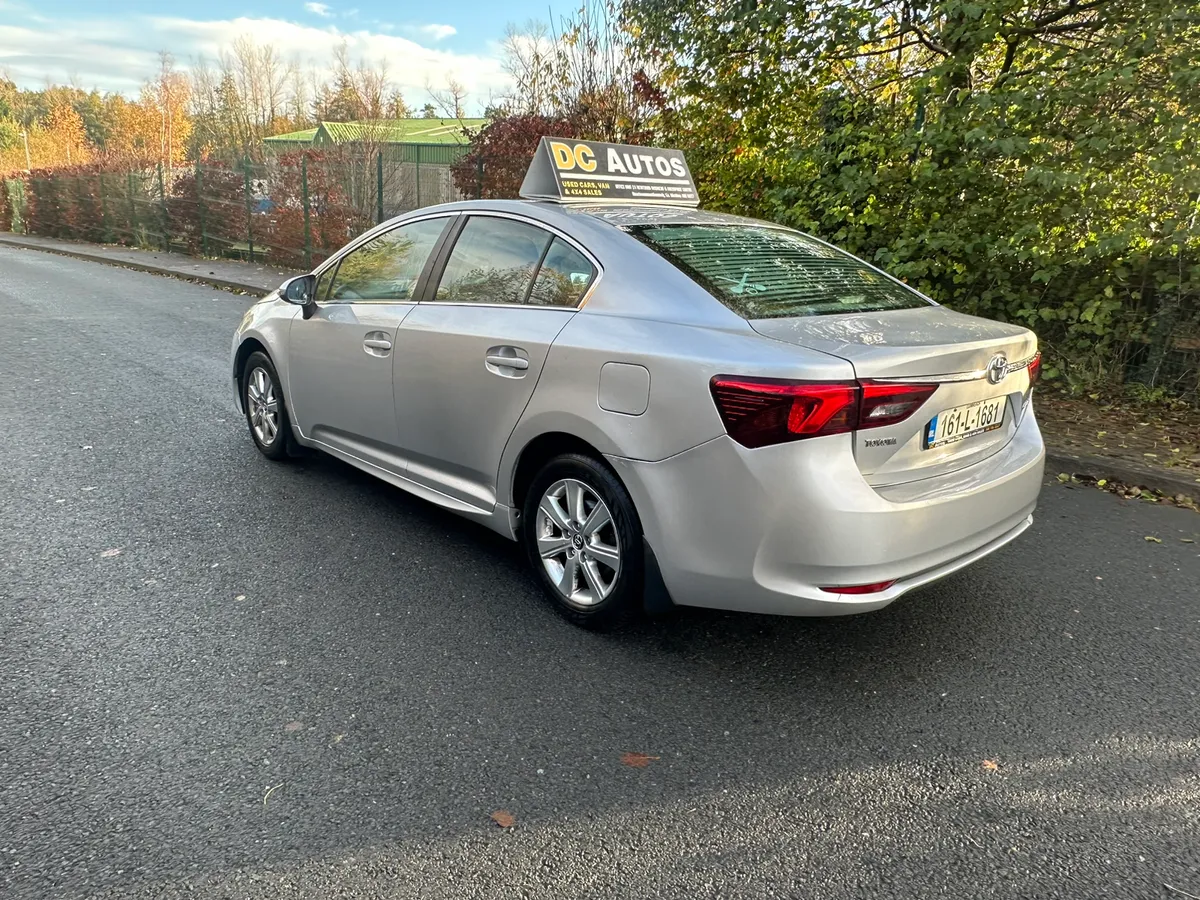 TOYOTA AVENSIS - Image 2
