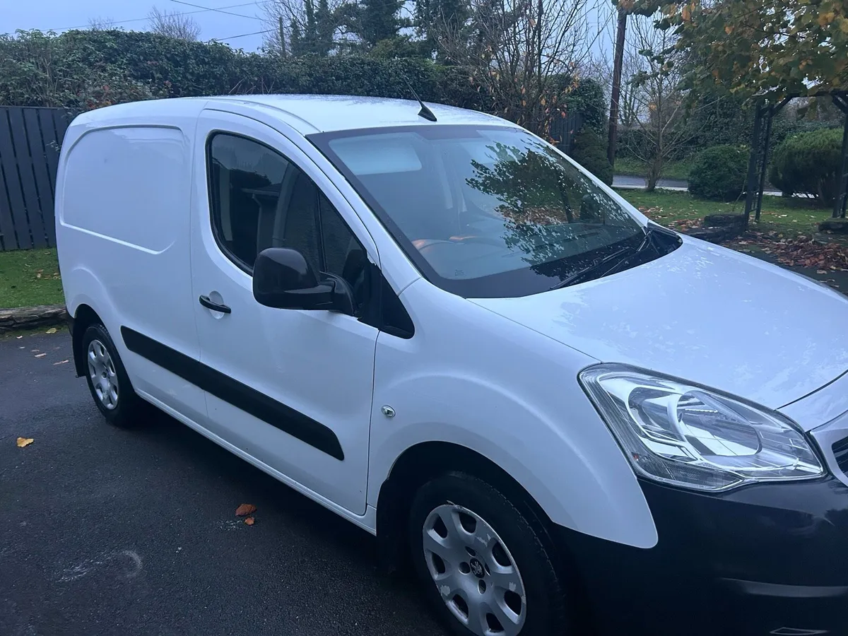 20/18Peugeot partner 1.6 100 bhp Vrt 250 - Image 2