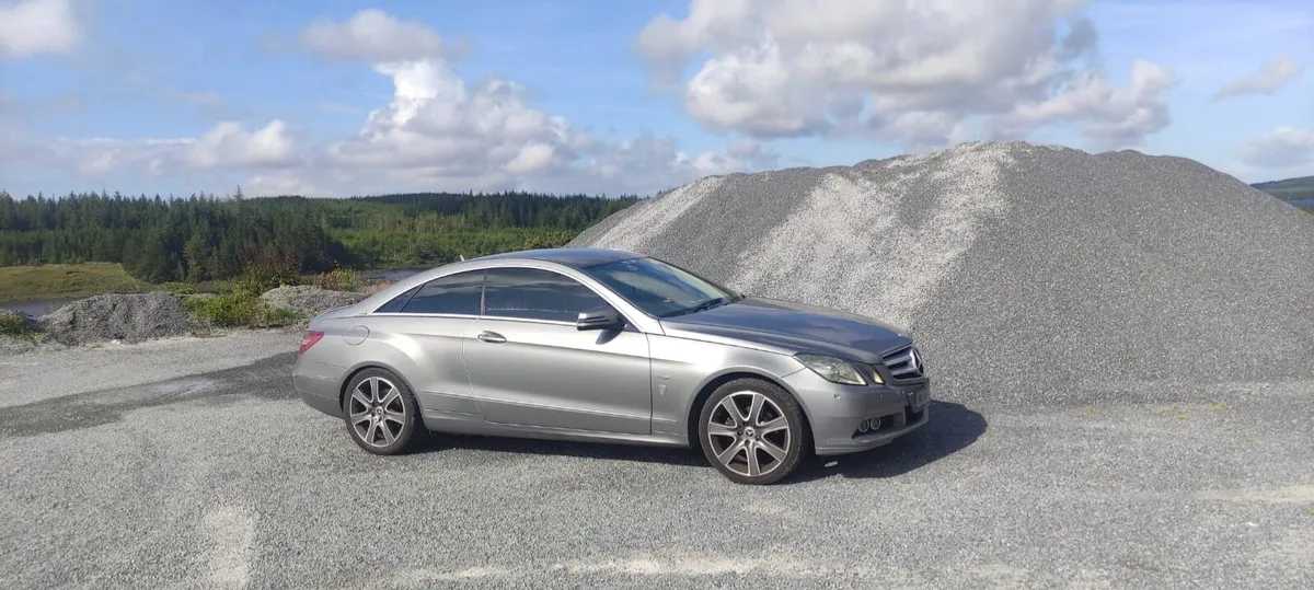 Mercedes-Benz E-Class Coupe - Image 1
