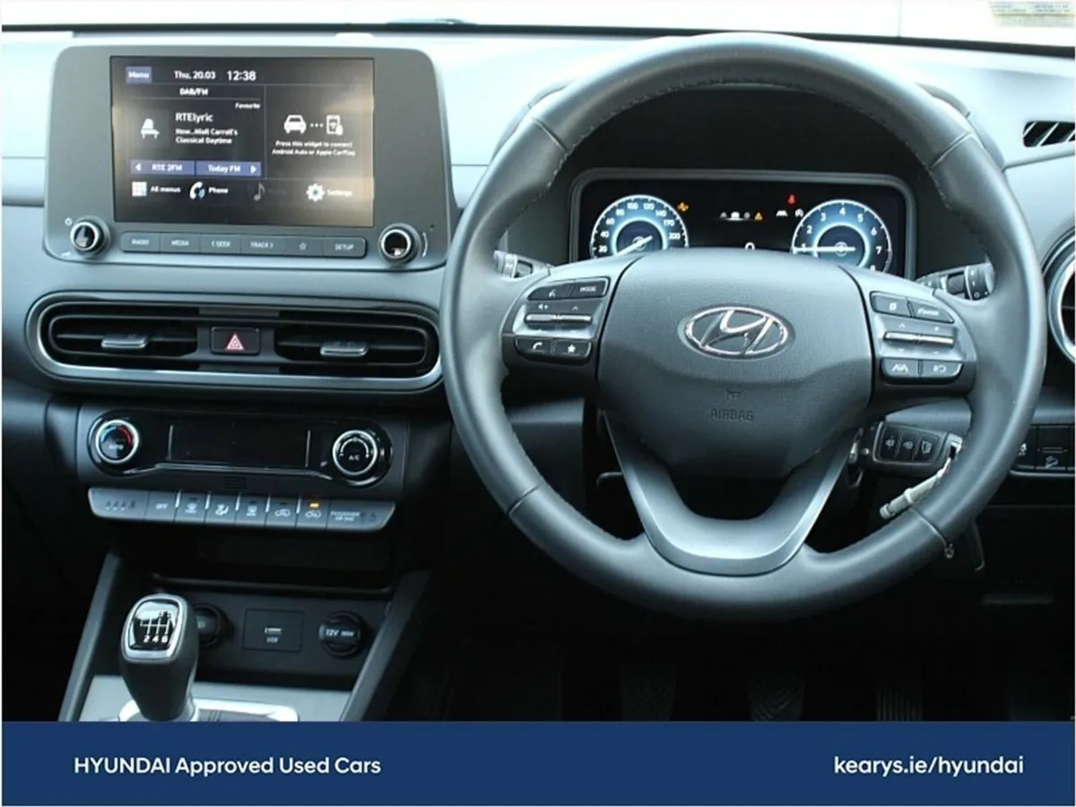 Hyundai KONA 1.0 T-GDI Executive Plus Two Tone Roo - Image 4