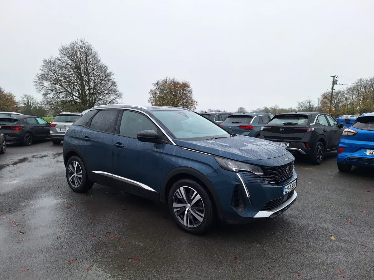 Peugeot 3008 1.5 Allure *High Spec/Camer/Half Leat - Image 1
