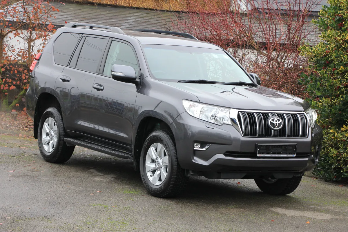 Landcruiser LWB * Auto * 2 seat * Vat included - Image 1