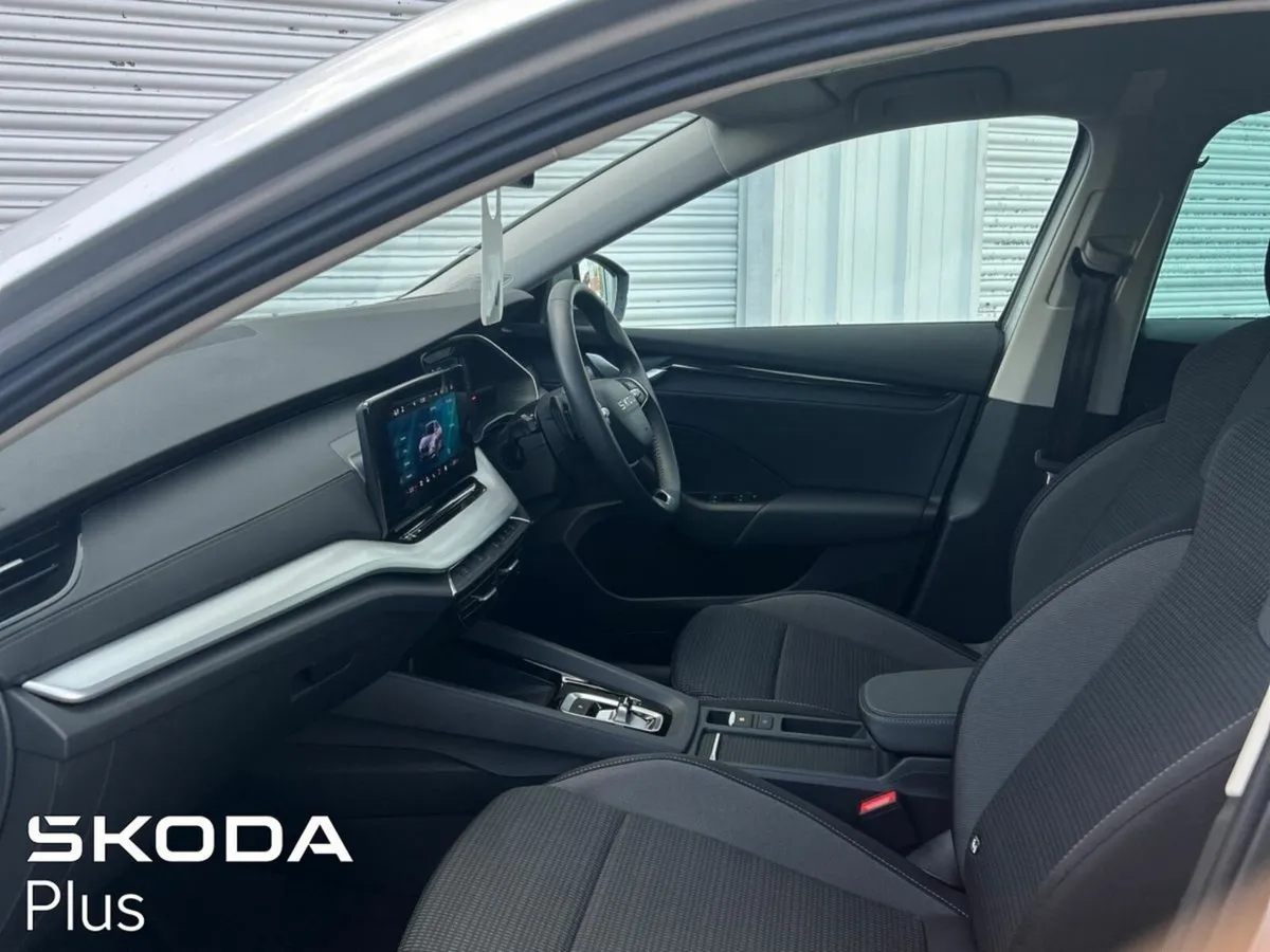 Skoda Octavia Selection 1.5 TSI 115 BHP Automatic - Image 4