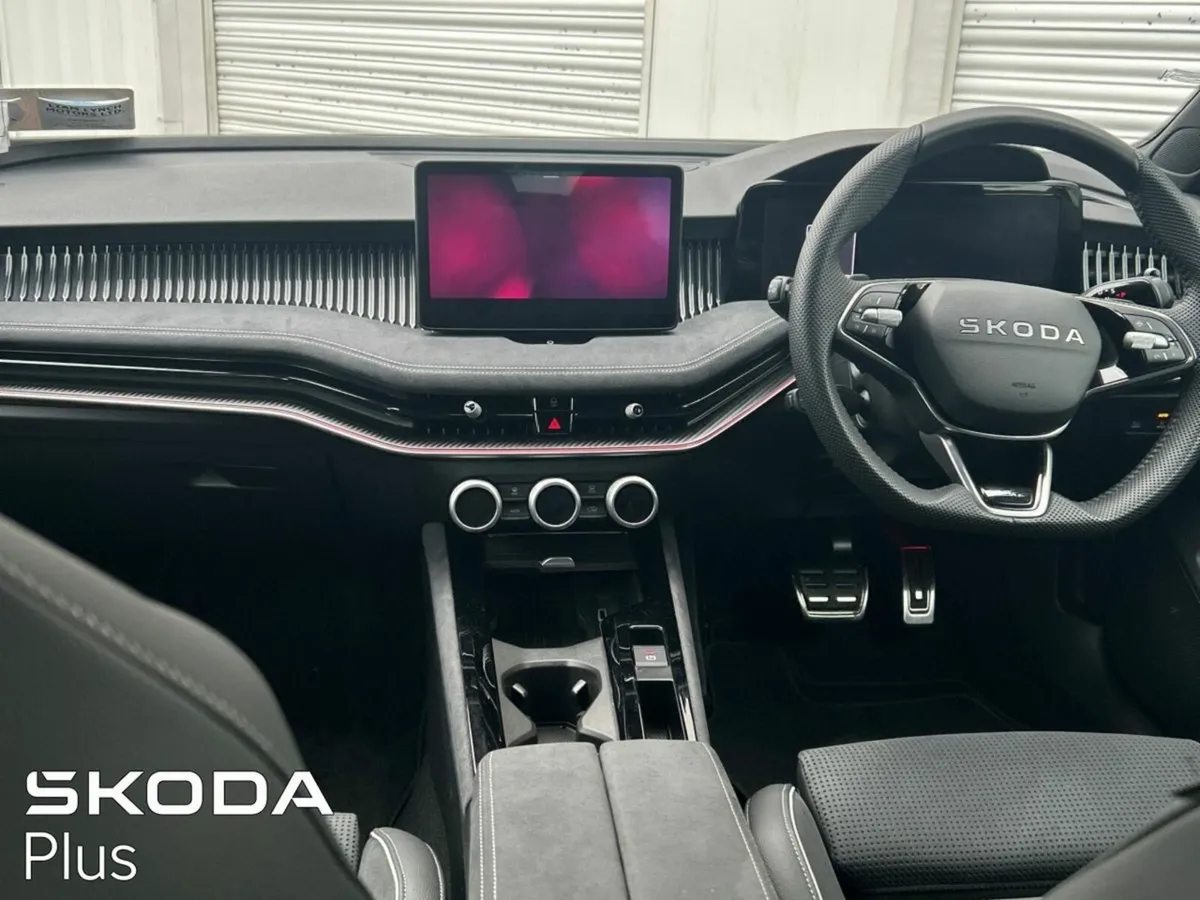 Skoda Superb SPORTLINE 2.0 TDI 150 BHP AUTOMATIC * - Image 2