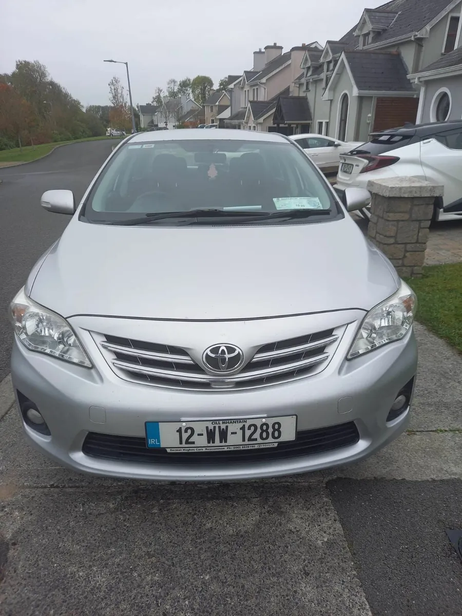 Toyota Corolla 2012 - Image 2