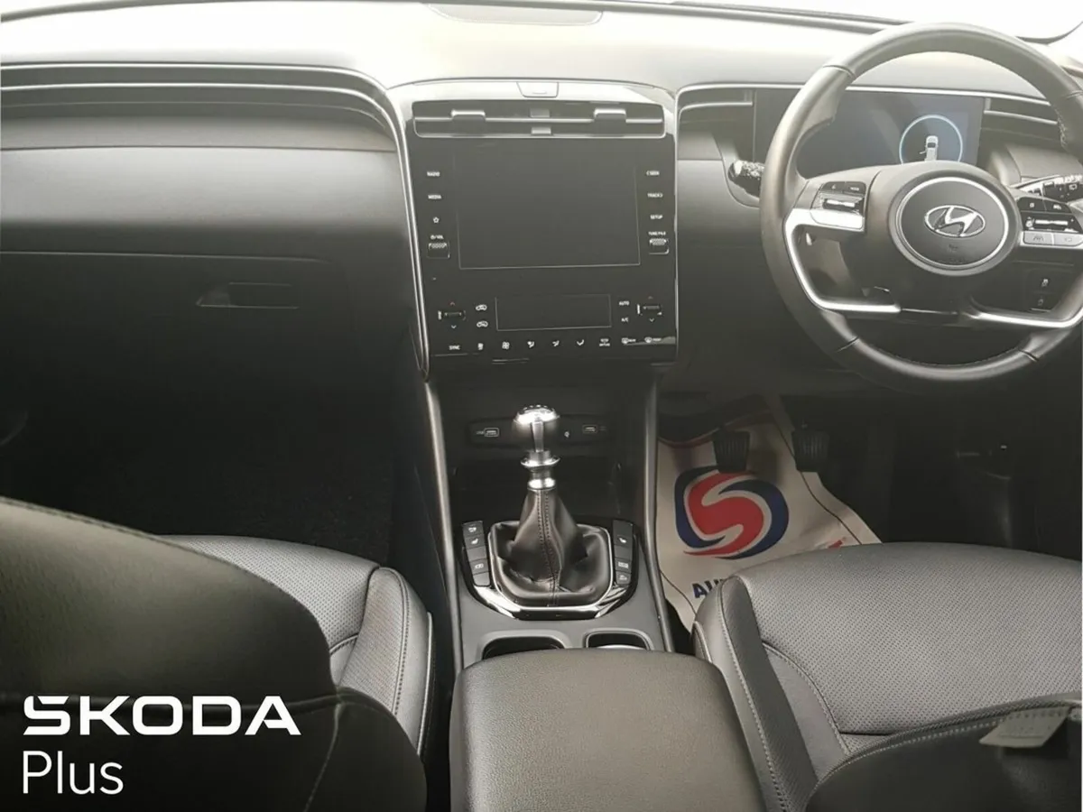 Hyundai Tucson 2WD Executive - Image 2