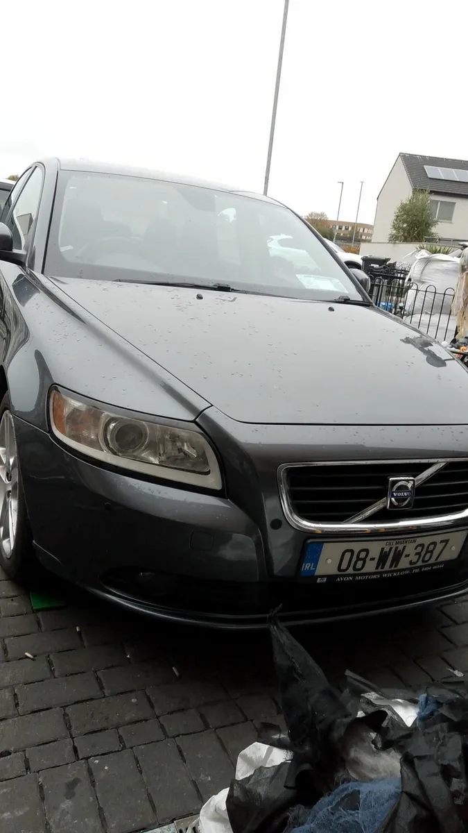 Volvo S40 2008 - Image 1