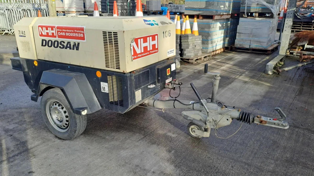 140CFM AIR COMPRESSOR - Image 1