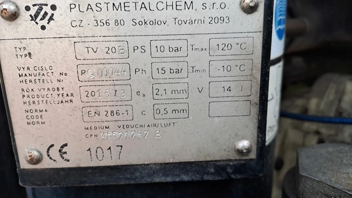 140CFM AIR COMPRESSOR - Image 4