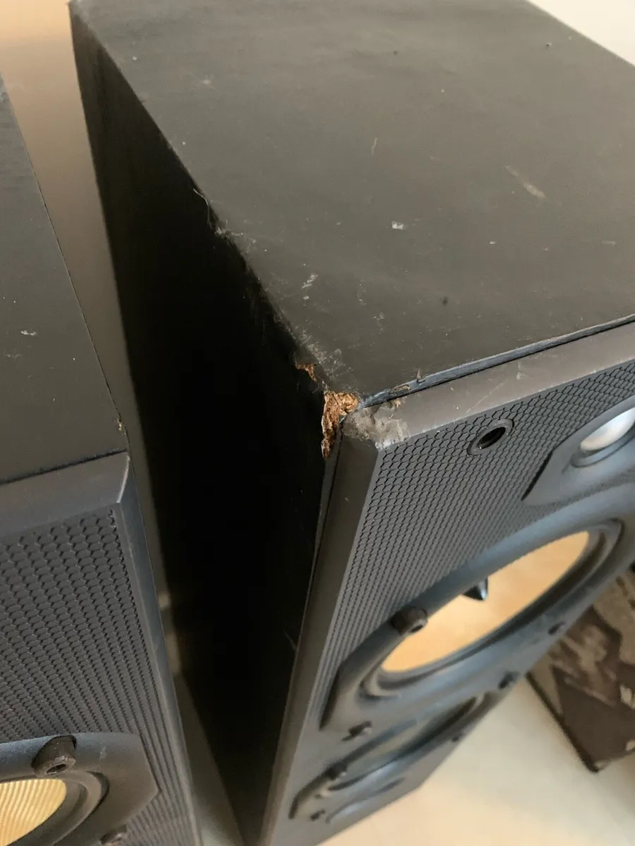 Bowers & Wilkins Speakers - Image 2