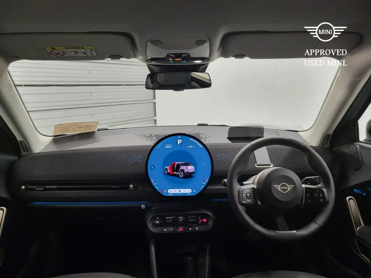 Mini Cooper Aceman E Classic - Image 4