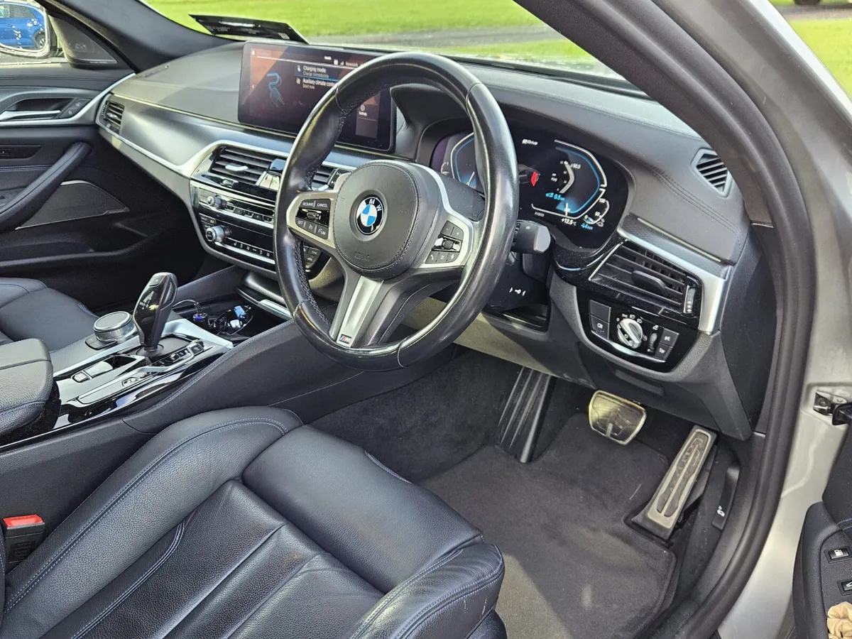BMW 5-Series 530e M-SPORT XDRIVE LOW KMS HUGE SPEC - Image 2