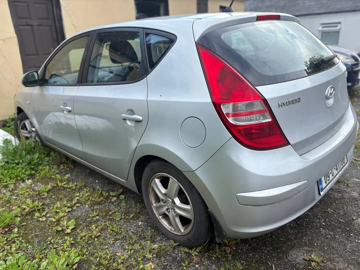 Hyundai i30 comfort - Image 1