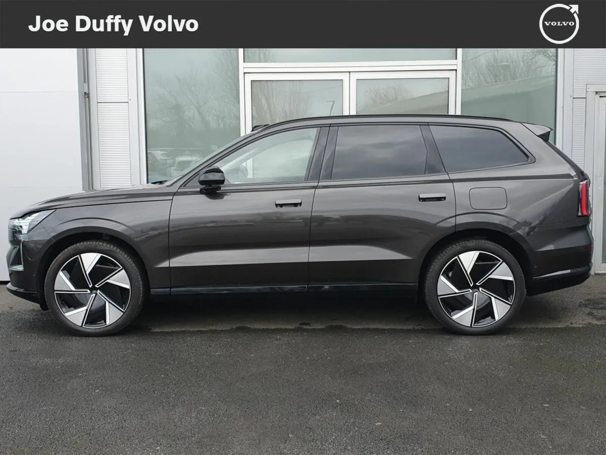 Volvo EX90 Twin Motor Ultra - Image 4
