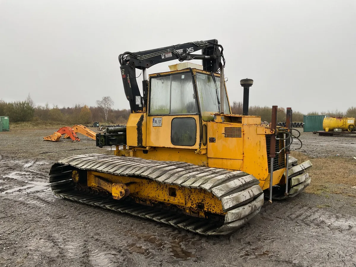 Tracked Rail Lifting Machine With HIAB For Auction - Image 1