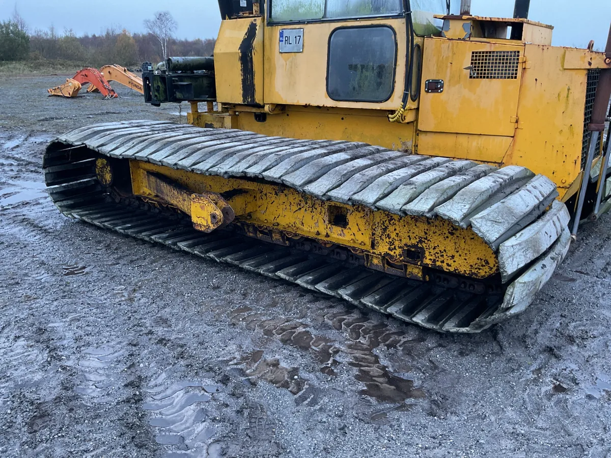 Tracked Rail Lifting Machine With HIAB For Auction - Image 4