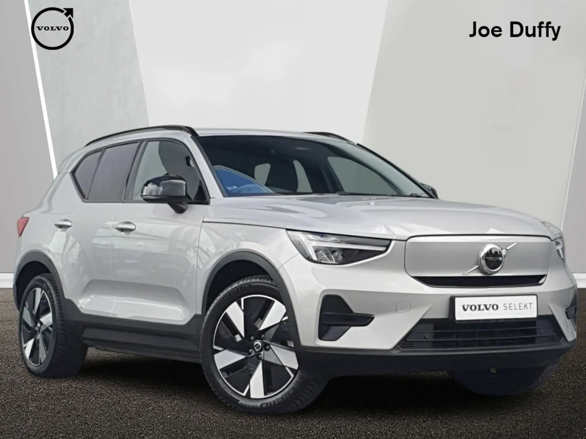 Volvo XC40 Xc40 Core Recharge Twin Ev Awd  Core  T - Image 1