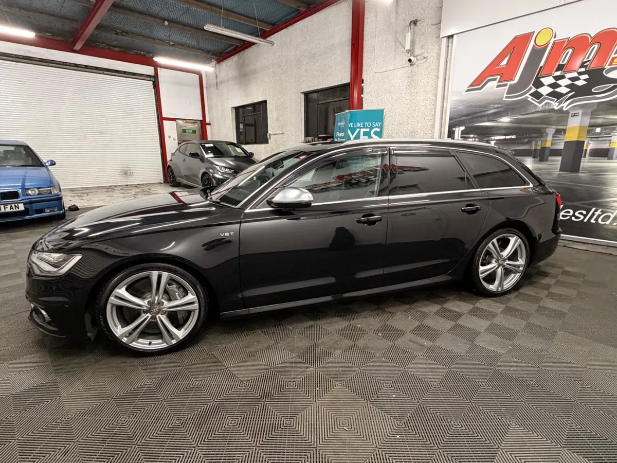 Audi S6 Avant 4.0 Twin Turbo 2012 - Image 4