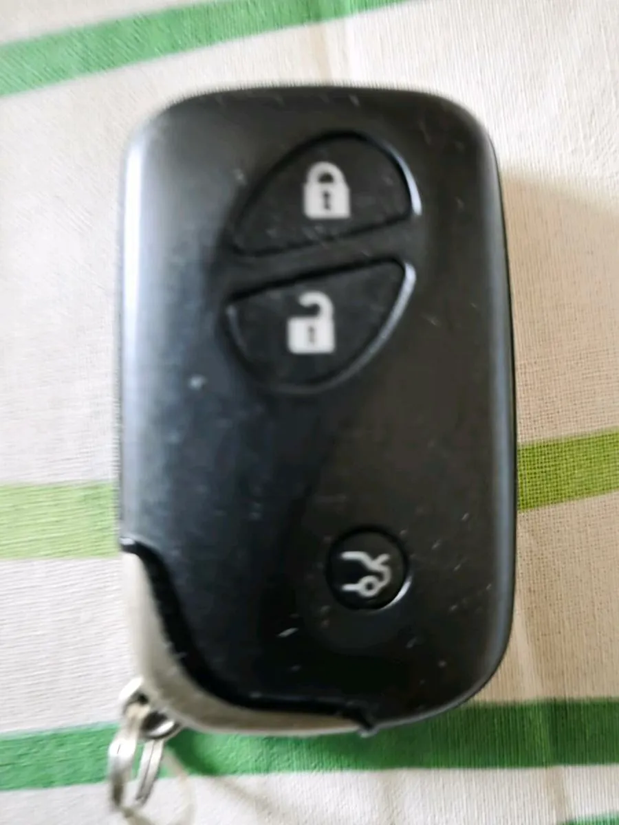 LEXUS REMOTE KEY-- LEXUS REMOTE KEY - Image 2