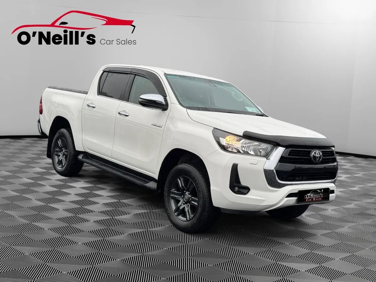 Toyota Hilux 2023 *NO VAT* 2.4 SR5 DOUBLE CAB #307 - Image 1