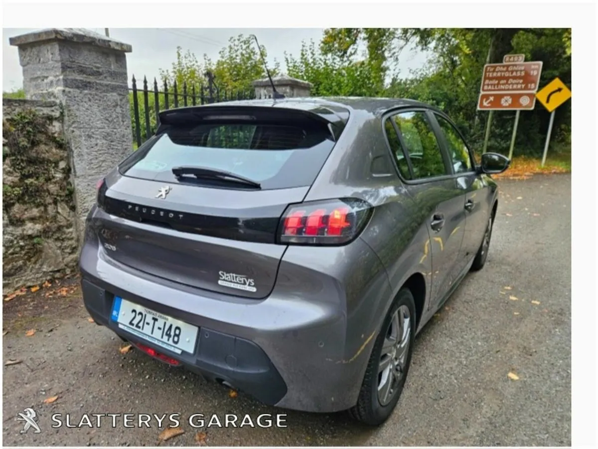 Peugeot 208 1.2 Puretech 75 bhp Active - Image 4