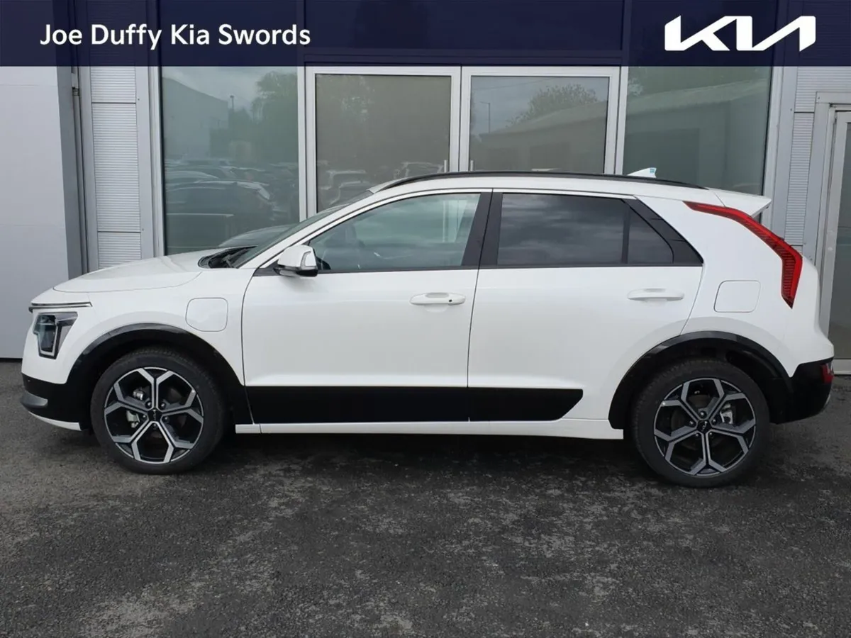 Kia Niro Niro K4 PHEV was €44,000 now €36900 save - Image 4