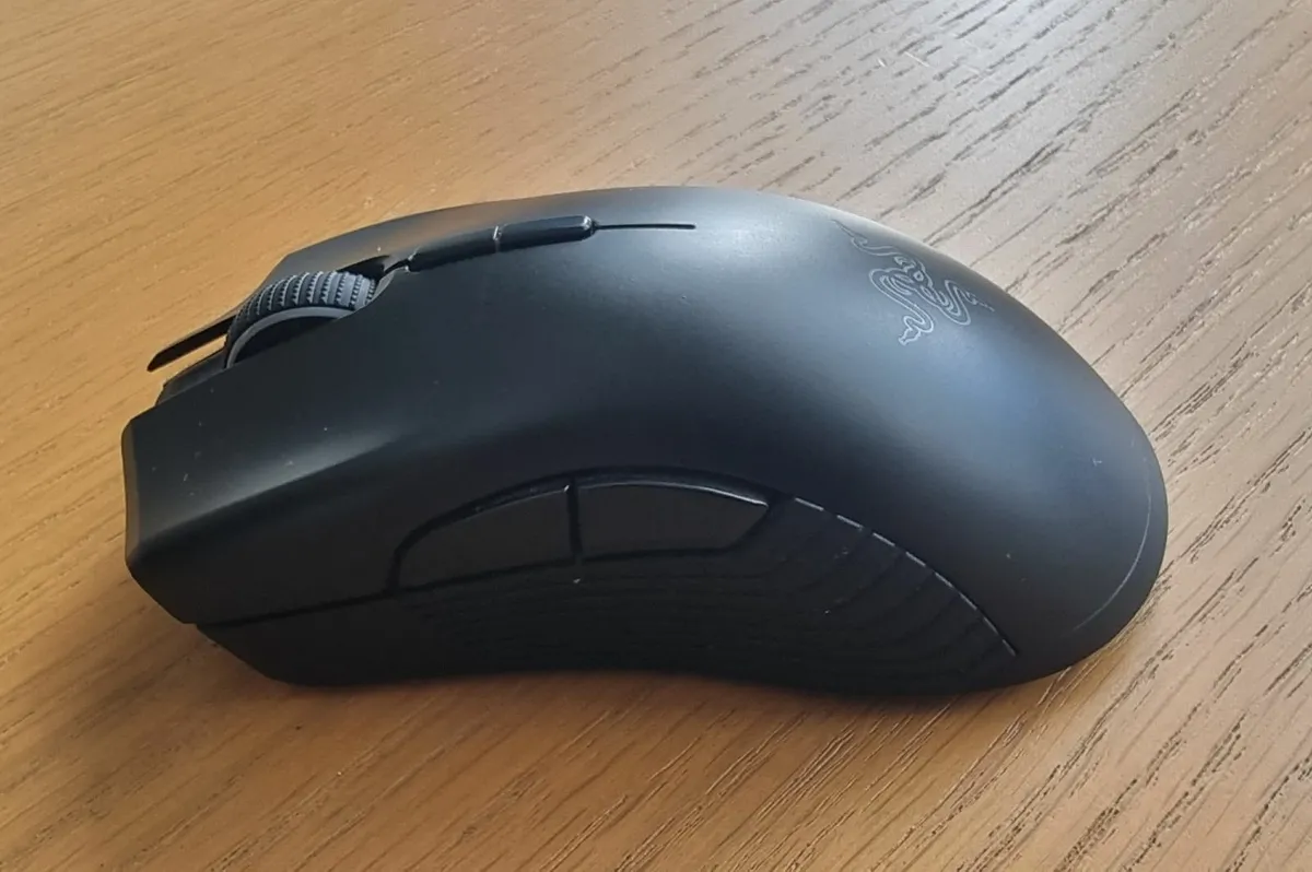 Razer Mamba Wireless Gaming Mouse - Image 3