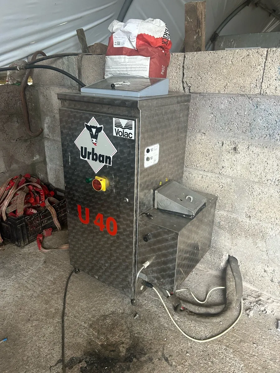 Volac automatic calf feeder - Image 2