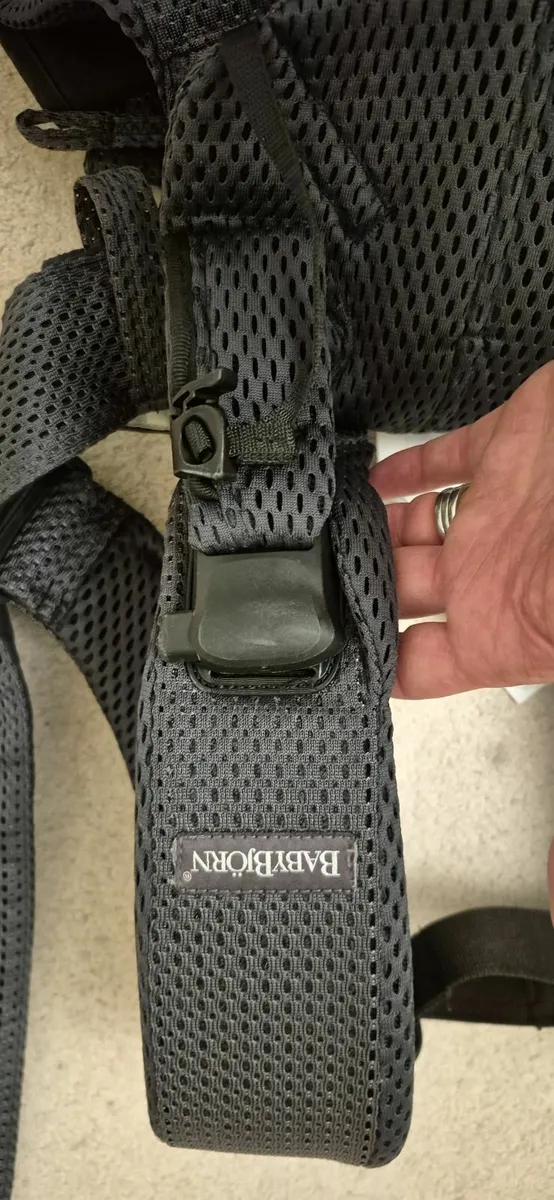 A baby bjorn carrier 1 sling colour anthracite - Image 4