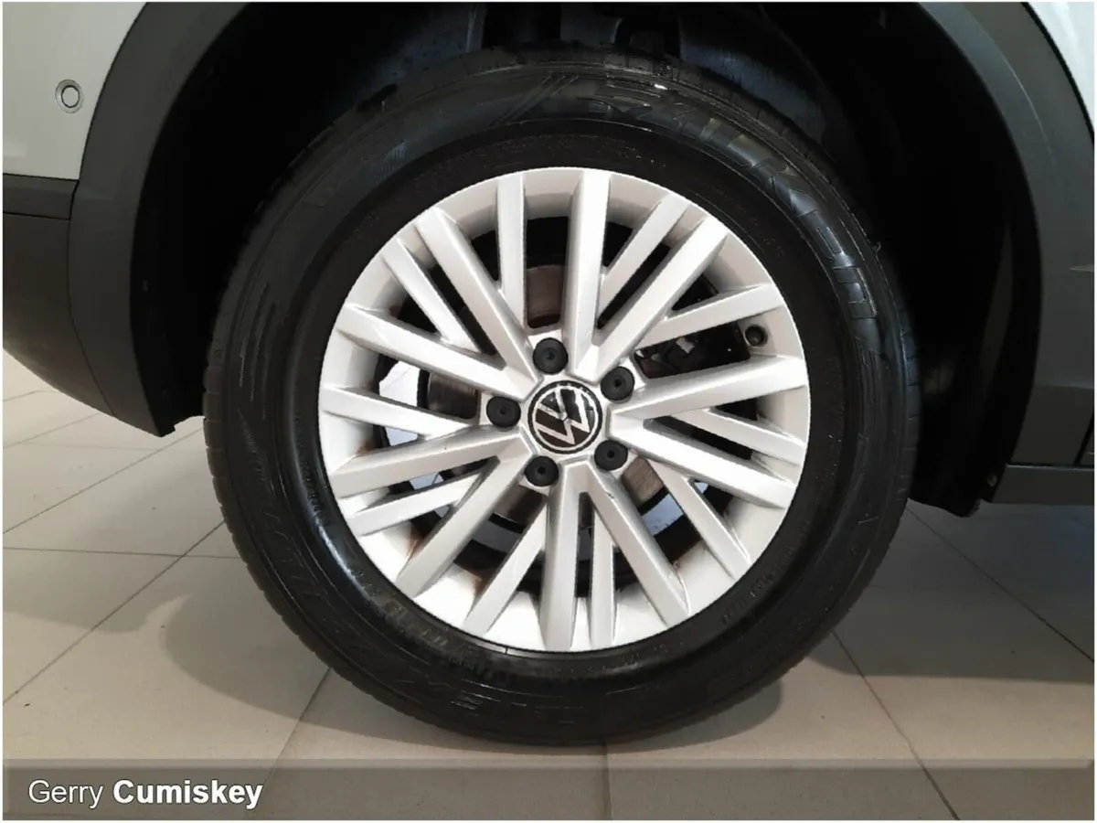 Volkswagen T-Roc Life | 1.0 TSI 110HP - Image 2