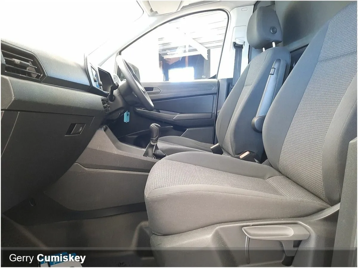 Volkswagen Caddy CARGO BUSINESS 2.0  TDI 102BHP - Image 4