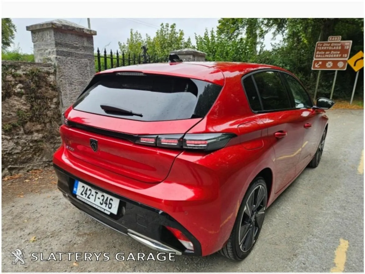 Peugeot 308 Electric 156bhp (54 kWh) 420KM RANGE W - Image 4