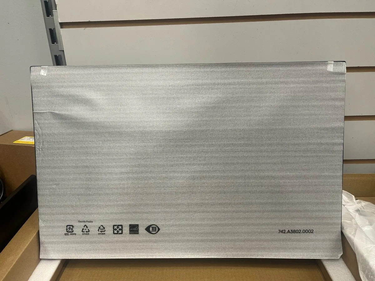 Dell 24” Monitor - Image 4