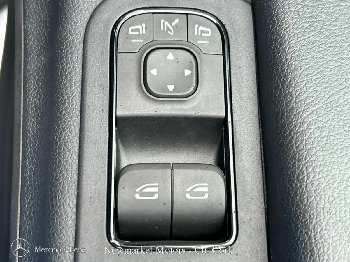 Mercedes-Benz Sprinter 315/36 HIGH ROOF MEDIUM WHE - Image 4