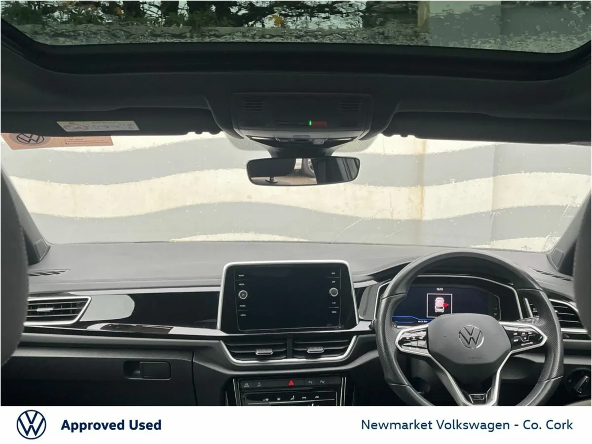 Volkswagen T-Roc 1.5 TSI 150BHP DSG R-LINE AUTOMAT - Image 2